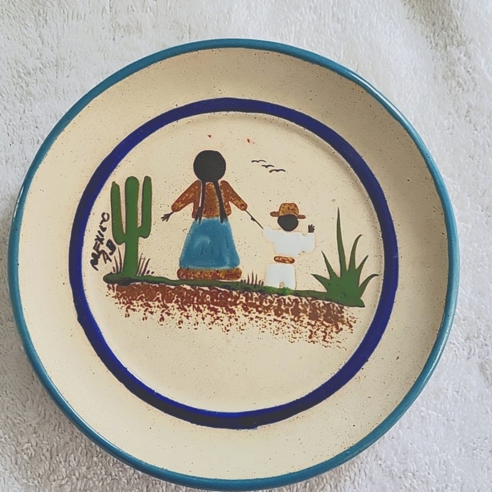 Hand Painted  Vintage  Stoneware 7" Wall Plate. Artist Initials A B. Mexico